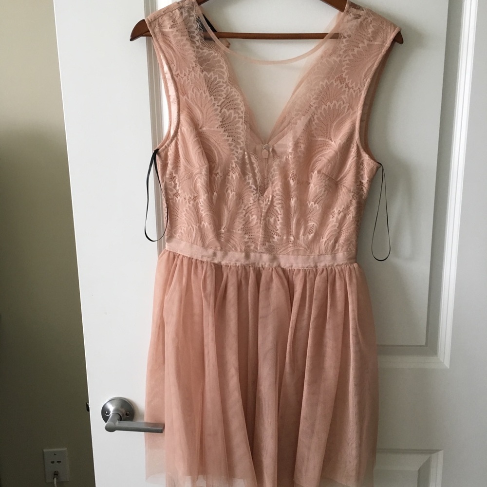 Tull Dress